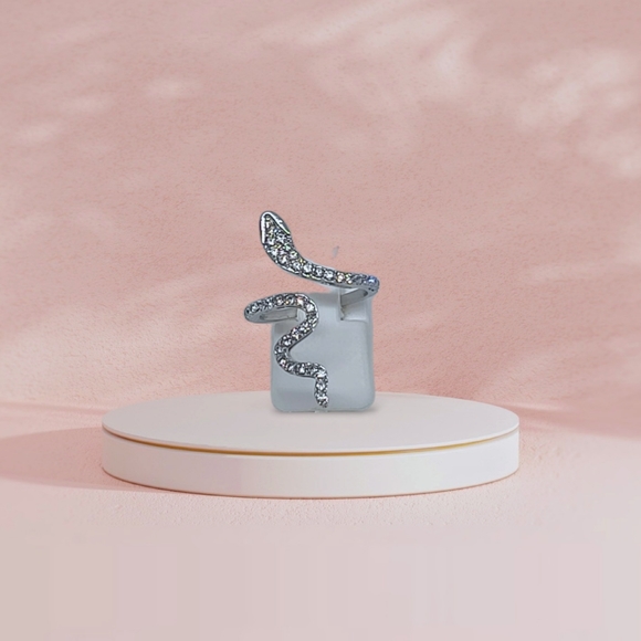 NEW Chic Wrap Rhinestone Silver Snake Ring - Picture 7 of 10